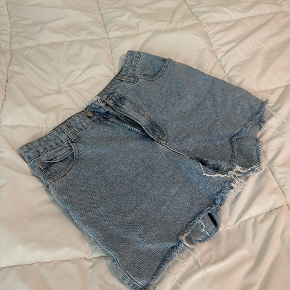High rise shorts 🩵